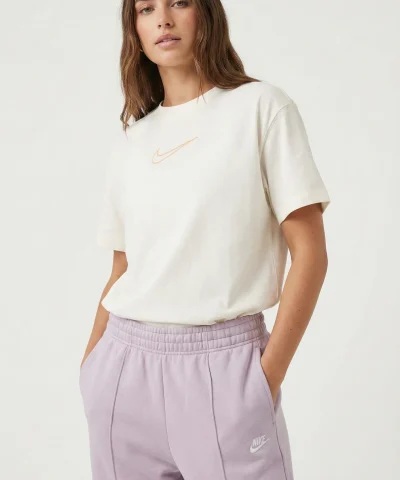 nike boyfriend shirt