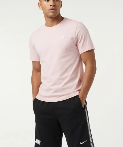 nike sportswear club shirt