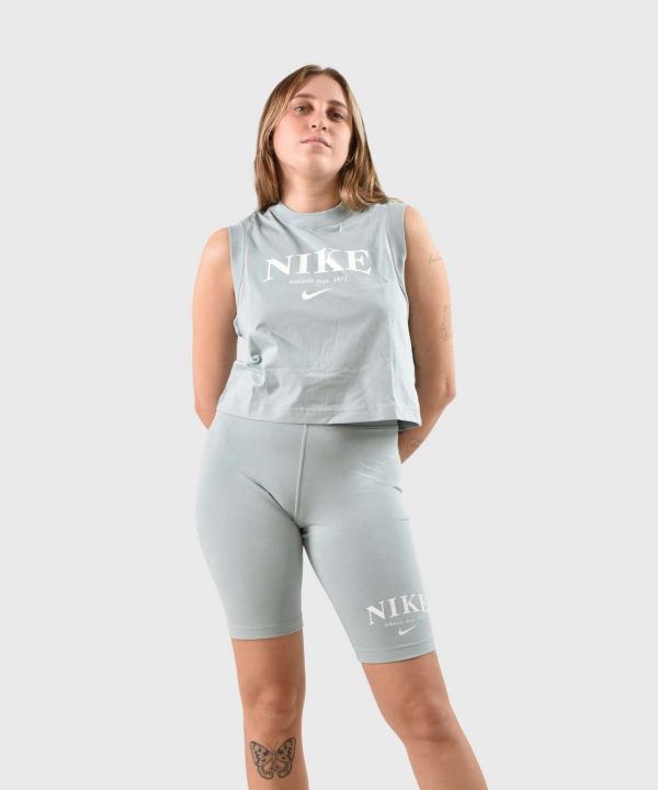 nike women sports short leggings