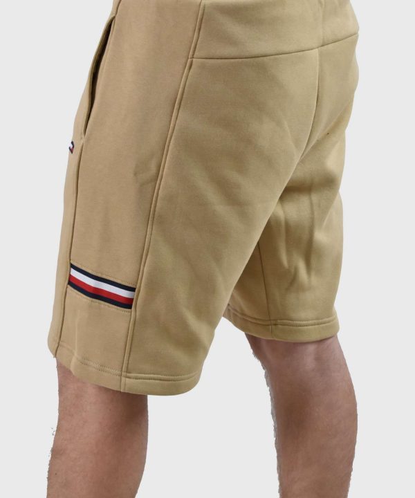 tommy hilfiger camel men shorts