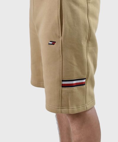 tommy hilfiger camel men shorts