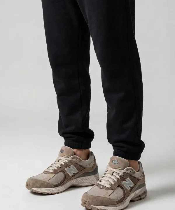 new balance 2002r men