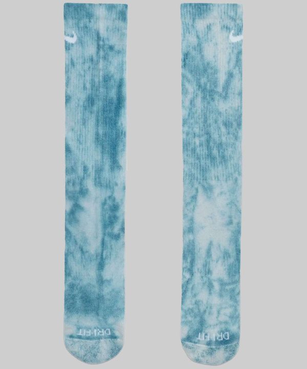 nike everyday plus cushioned crew socks