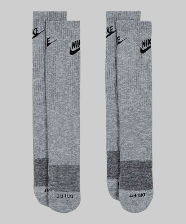nike everyday plus cushioned crew socks