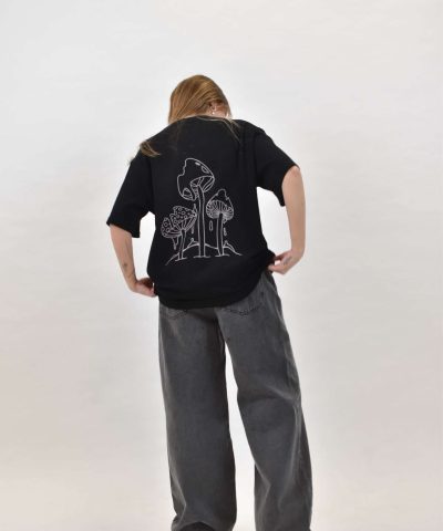 mat studio drippy mushrooms t-shirt