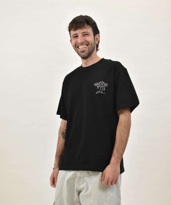 mat studio drippy mushrooms t-shirt
