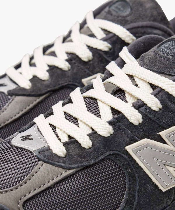 new balance 2002r black phantom