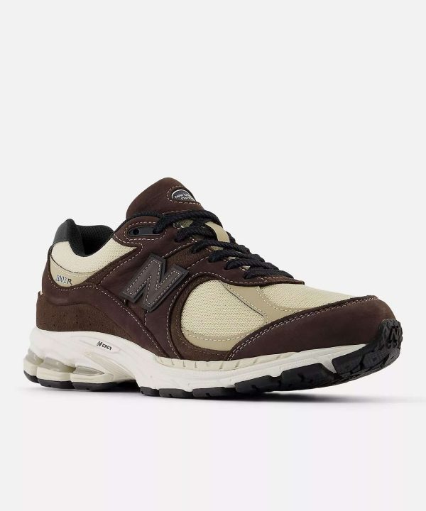 new balance 2002r gore-tex