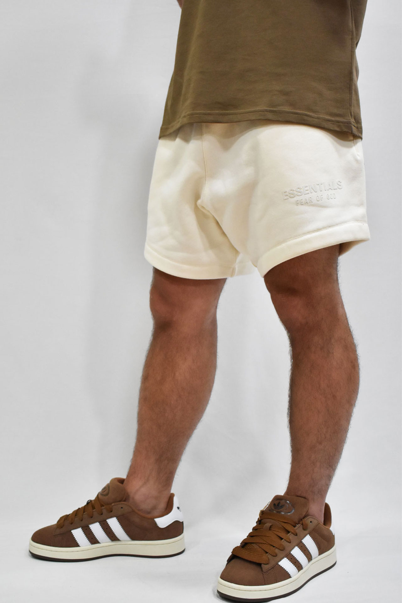 Essentials Sweat Shorts – Cloud Dancer