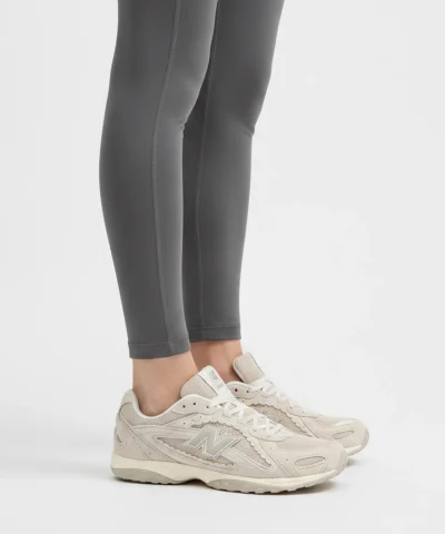 Alternative view of New Balance 204L - סניקרס ניו באלאנס אפורות נשים